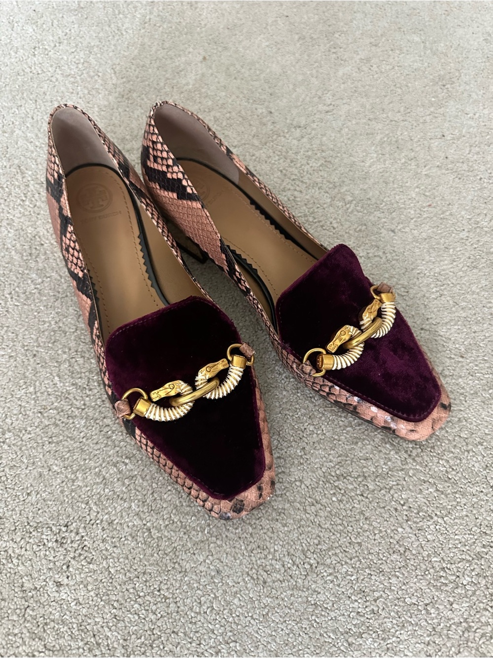 Tory Burch Women's Velvet and Snake-Print Loafers in Burgundy and Pink - Picture 2 of 12